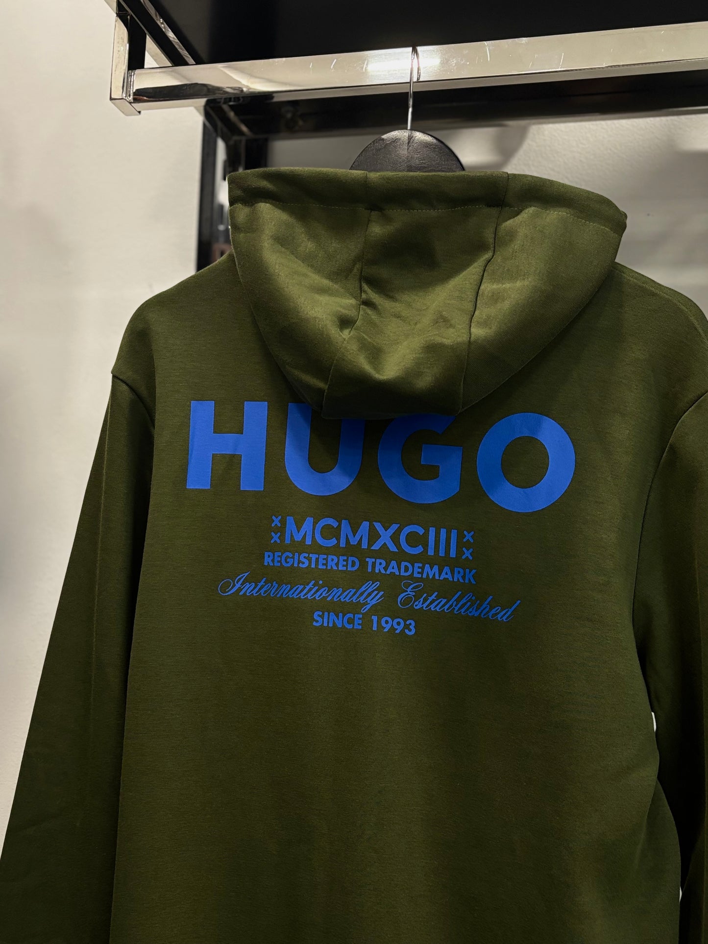 Hugo khaki set