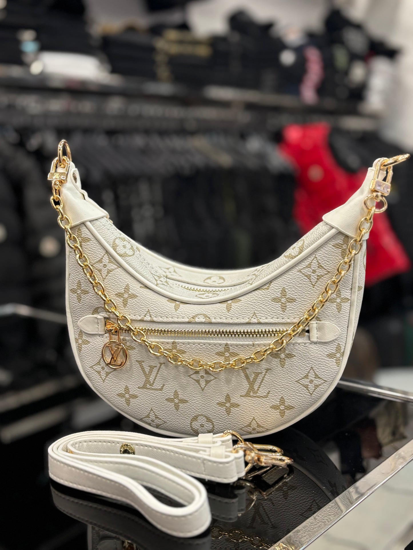 Louis Vuitton Loop Pm Autruche