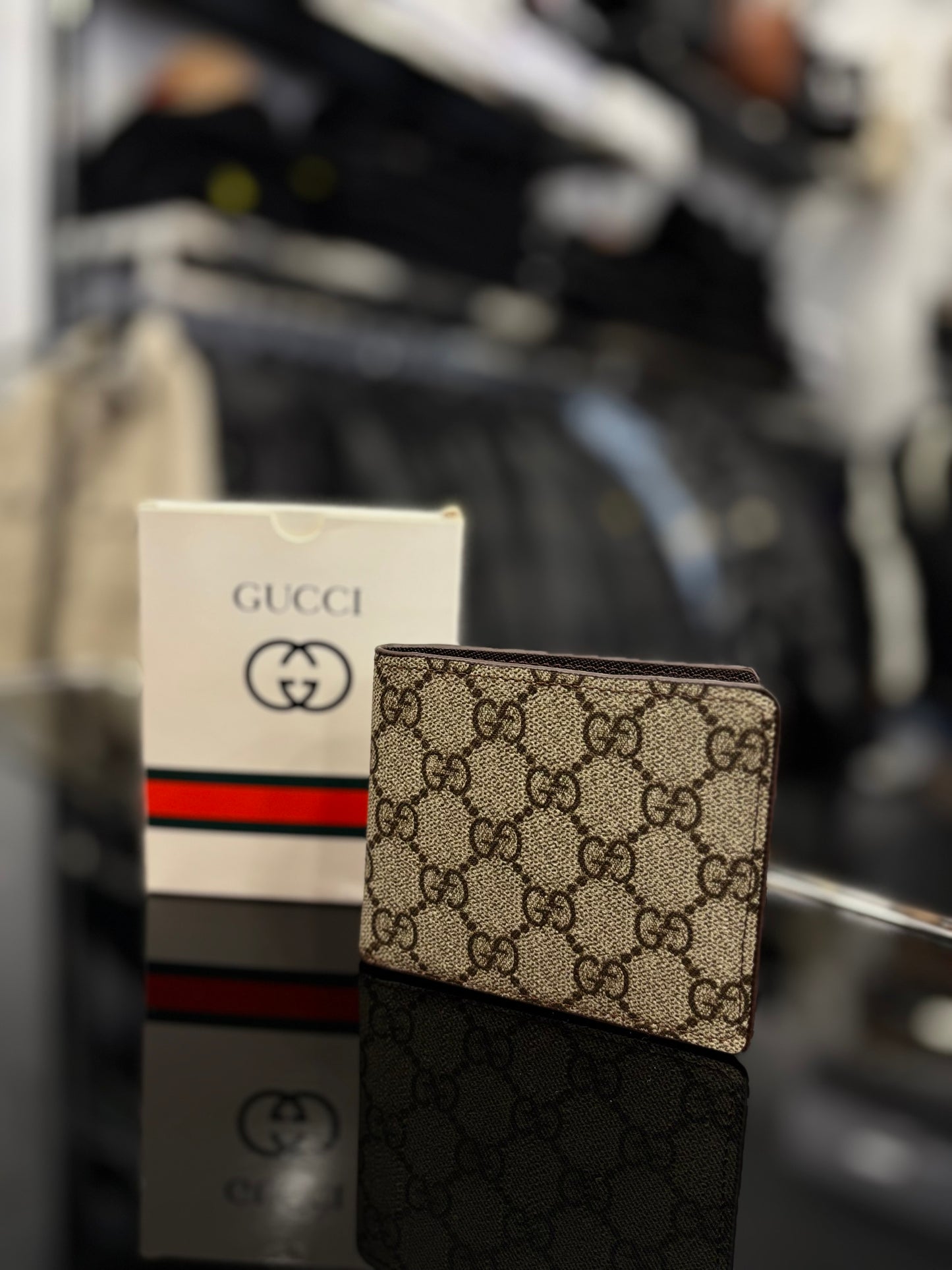 Gucci monogram beige wallet