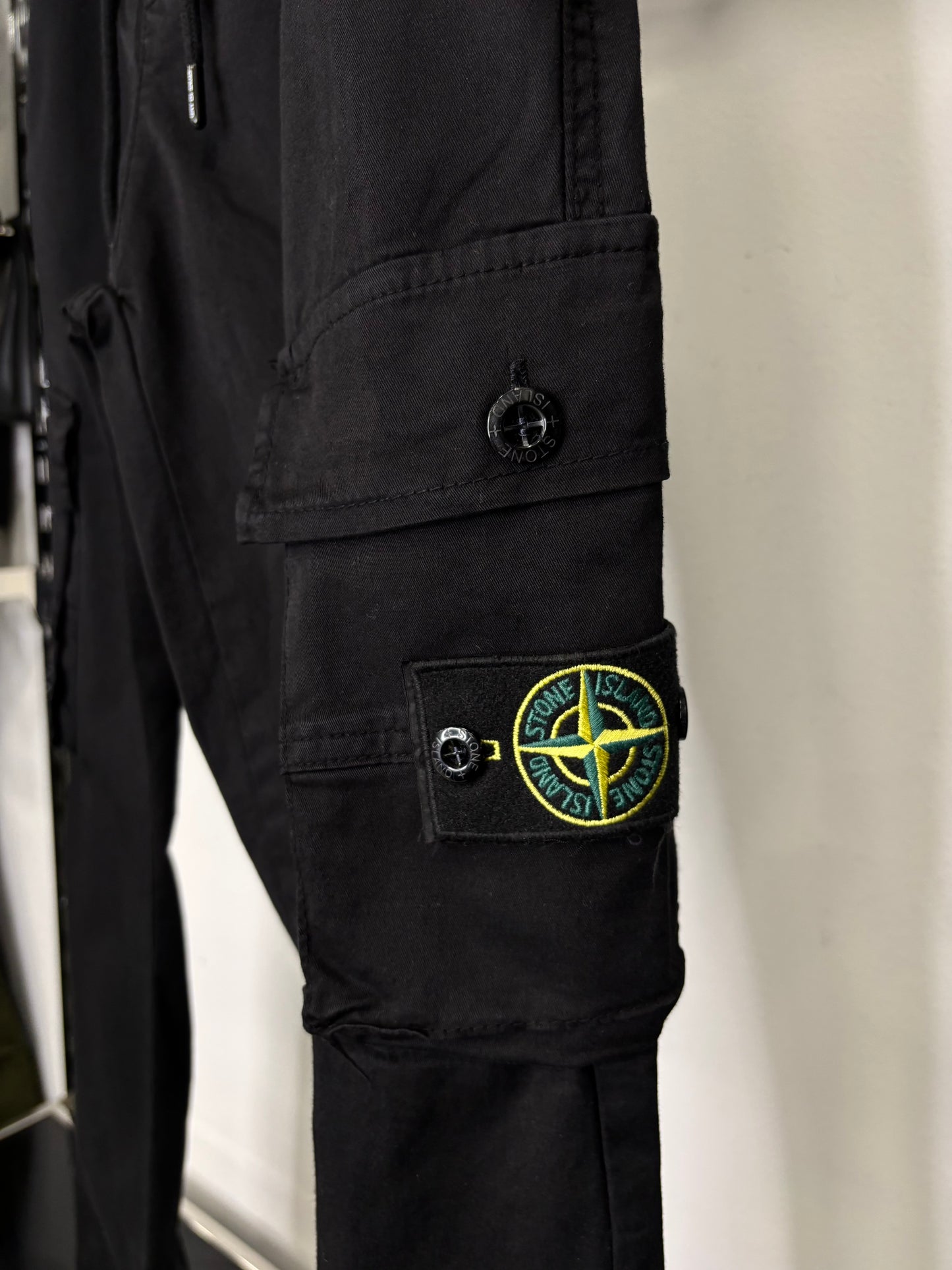 Stone island cargo black pants