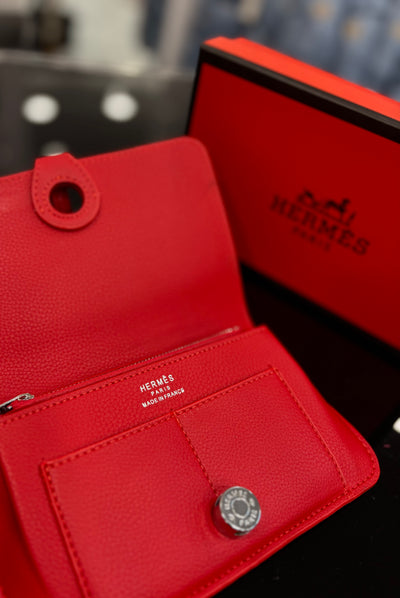 Hermès Dogon red wallet