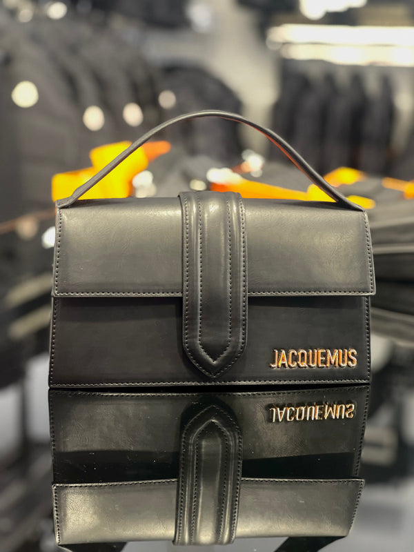 Jacquemus Le Grand Bambino bag