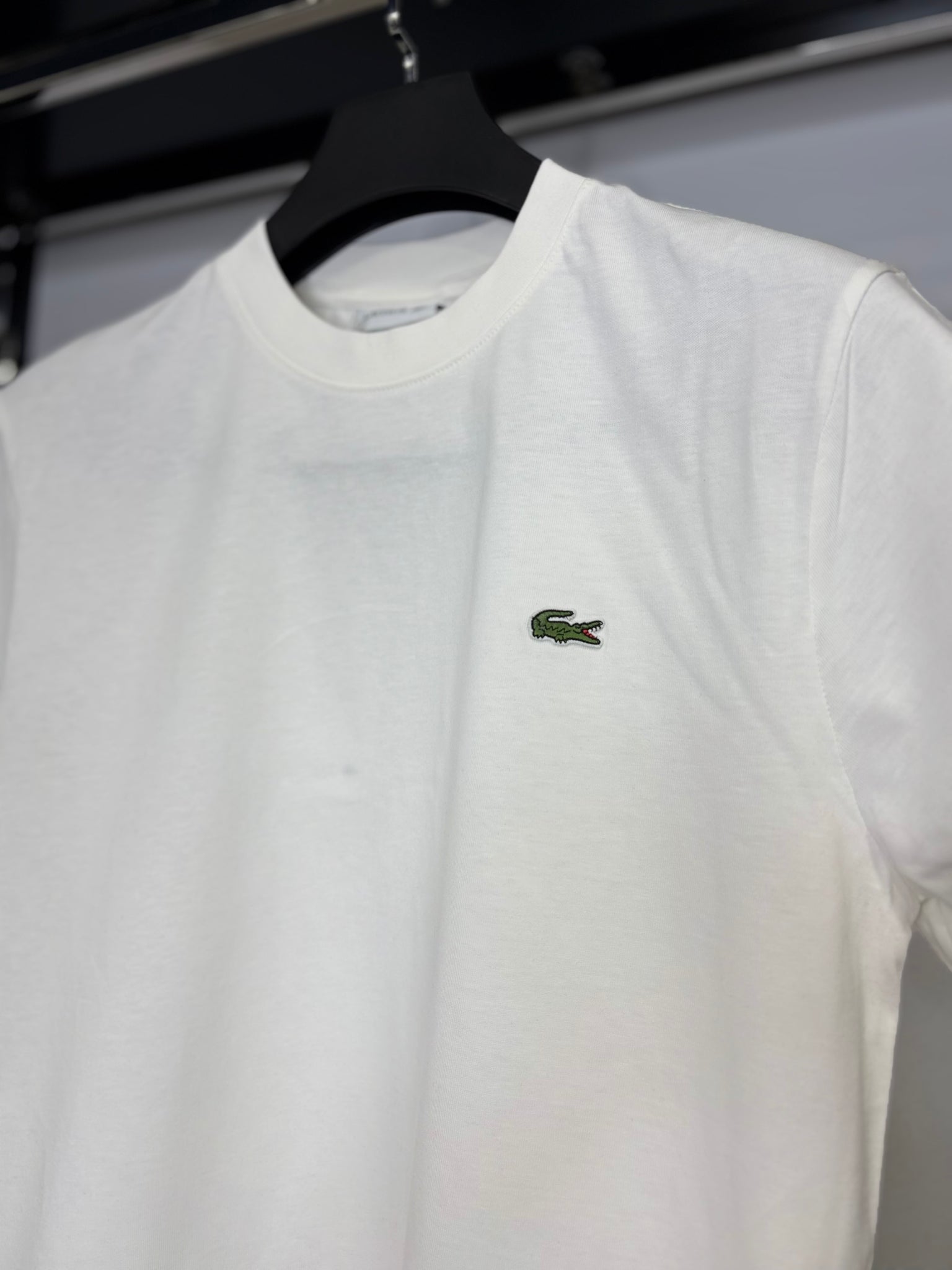 Lacoste white t-shirt code