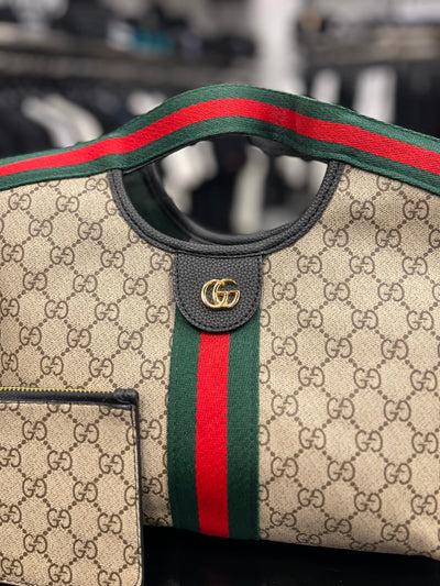 Gucci Giglio GG Supreme