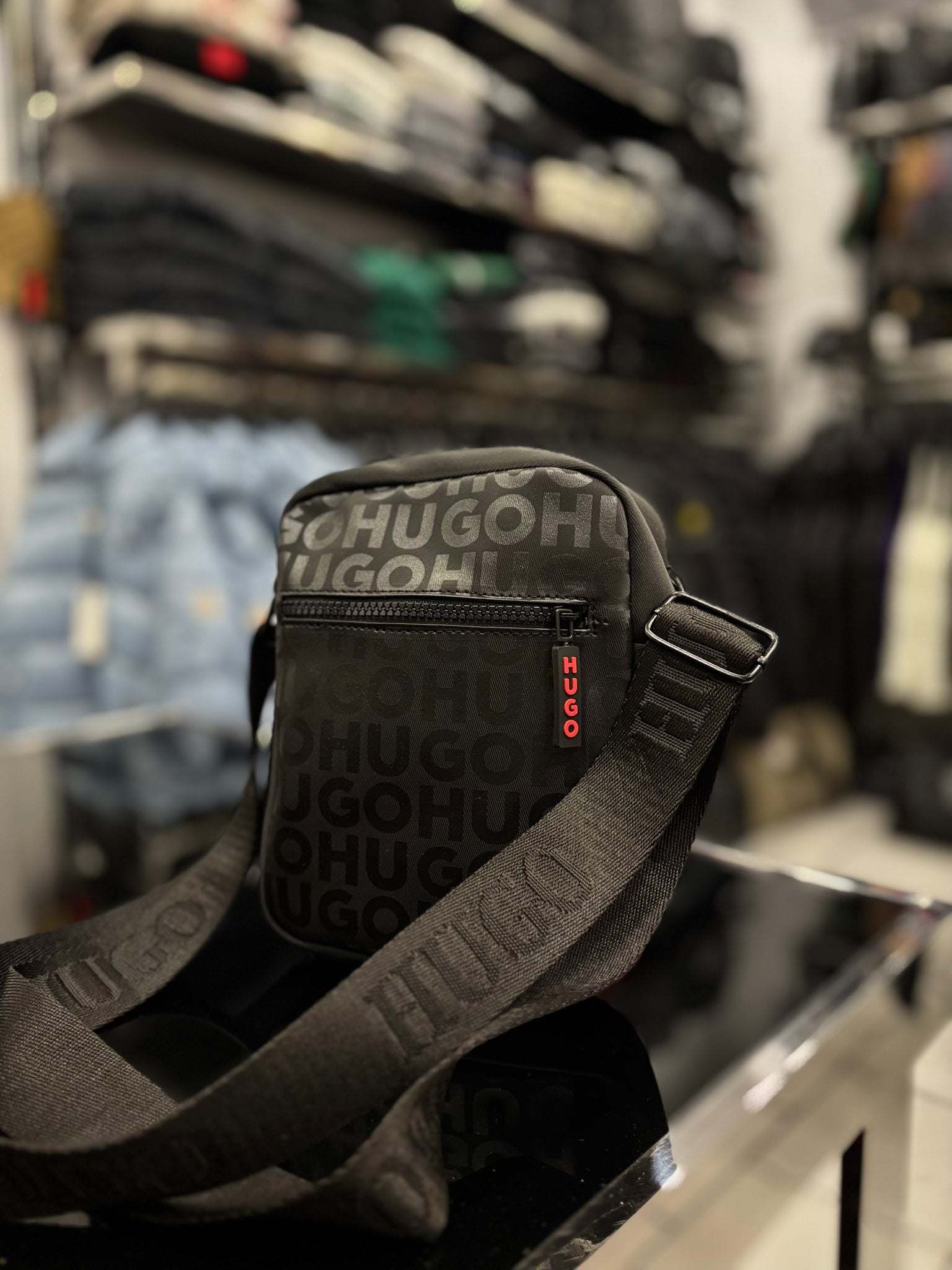 Hugo black bag ώμου/χιαστί