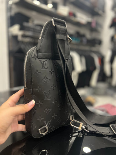 Louis Vuitton Avenue Slingbag PM
