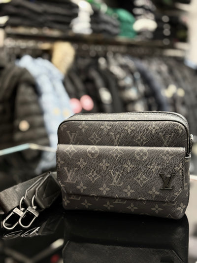 Louis Vuitton Fastline Messenger black bag ώμου/χιαστί