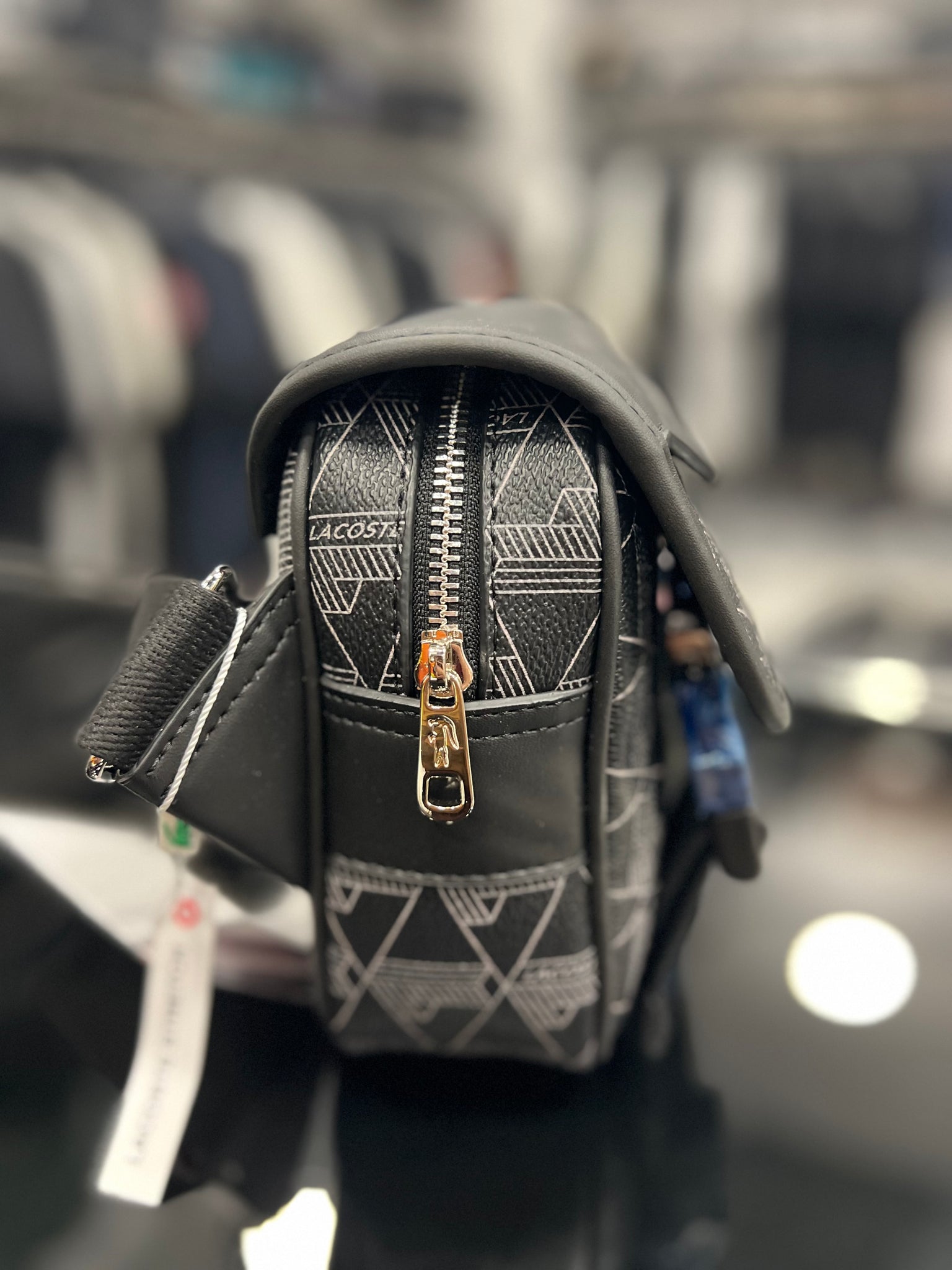 Lacoste Messenger