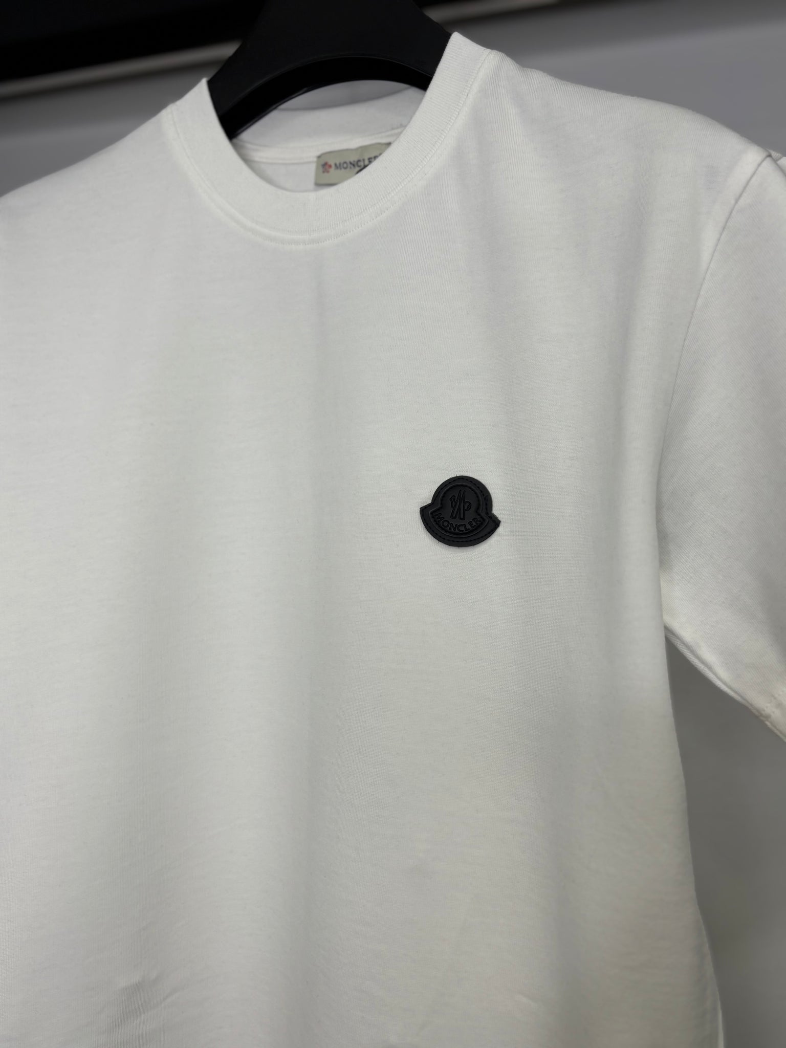 Moncler white t-shirt code no1