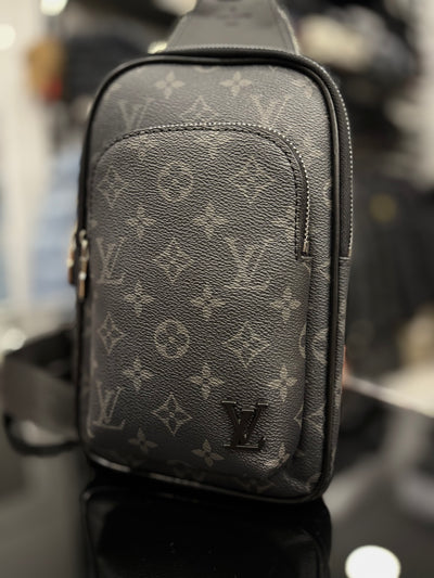 Louis Vuitton Avenue Slingbag PM bag