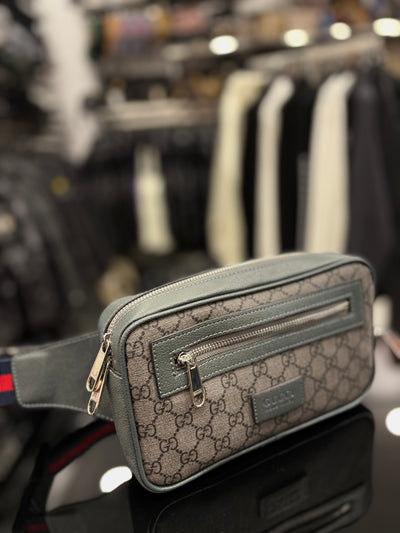 Gucci GG Supreme grey bag