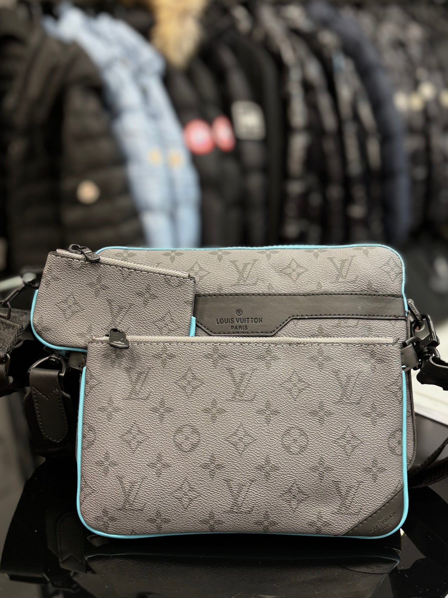 Louis Vuitton messenger grey bag ώμου/χιαστί