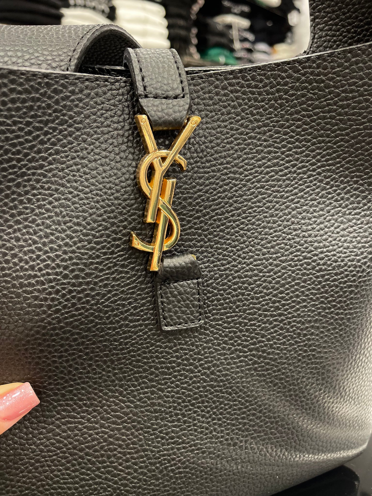 Yves Saint Laurent Le 5 À 7 black bag coming with a pouch