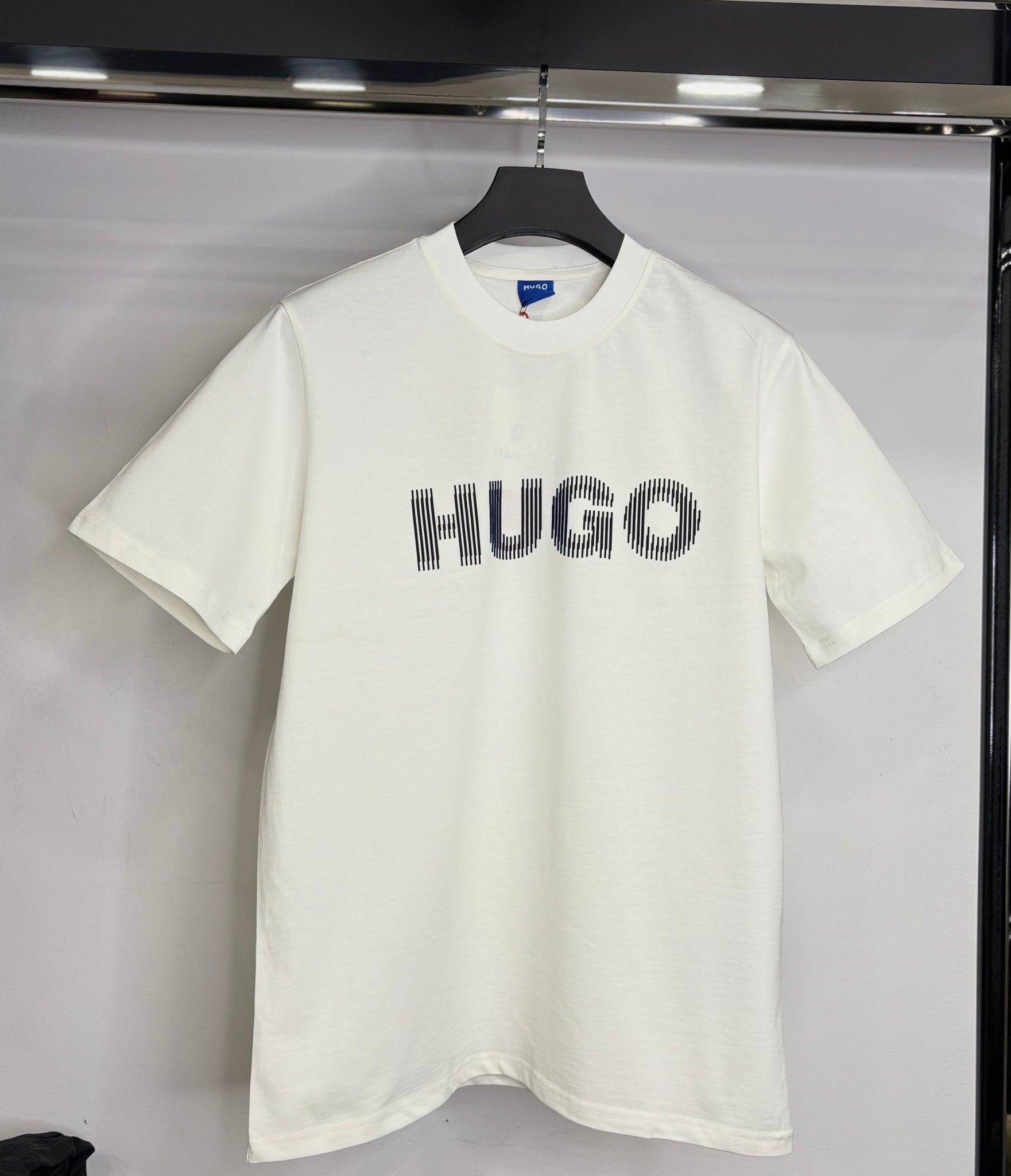 Hugo white t-shirt code no1