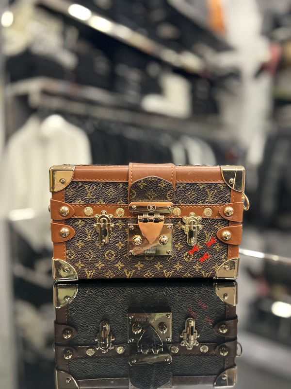 Louis Vuitton Petite