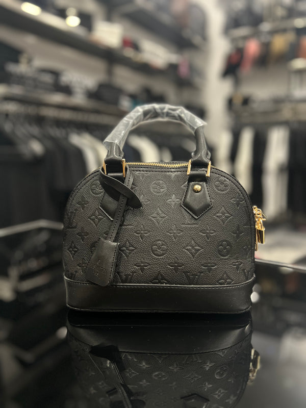 Louis Vuitton Alma BB Monogram