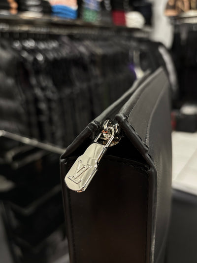 Louis Vuitton Boarding Messenger