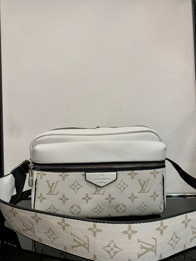Louis Vuitton White bag ωμού/χιαστί