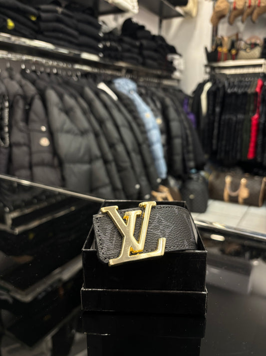 Louis Vuitton black belt