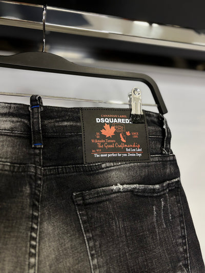 Dsquared2 Canadian Label jean shorts