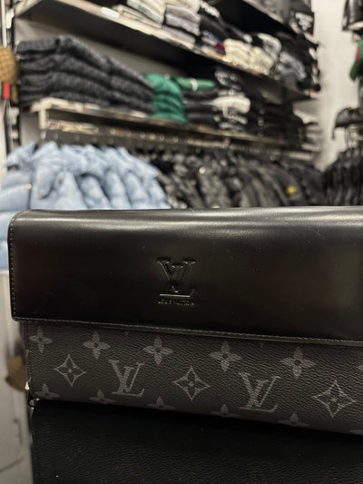 Louis Vuitton Monogram Eclipse black wallet