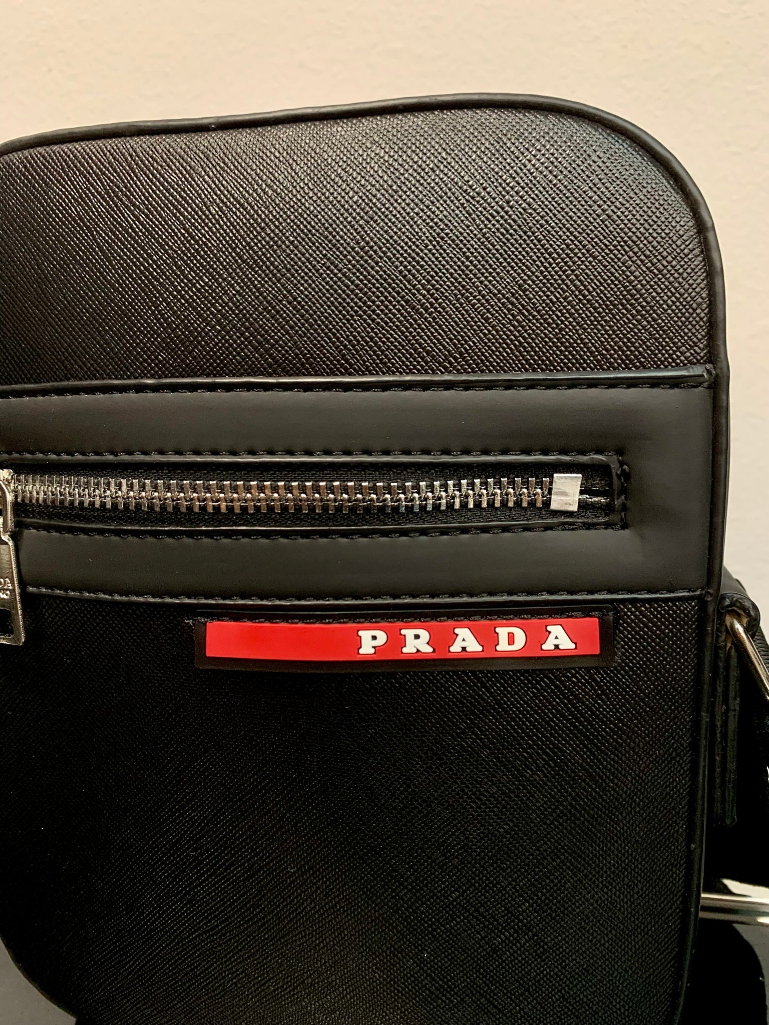 Prada Black τσαντάκι ώμου/χιαστί