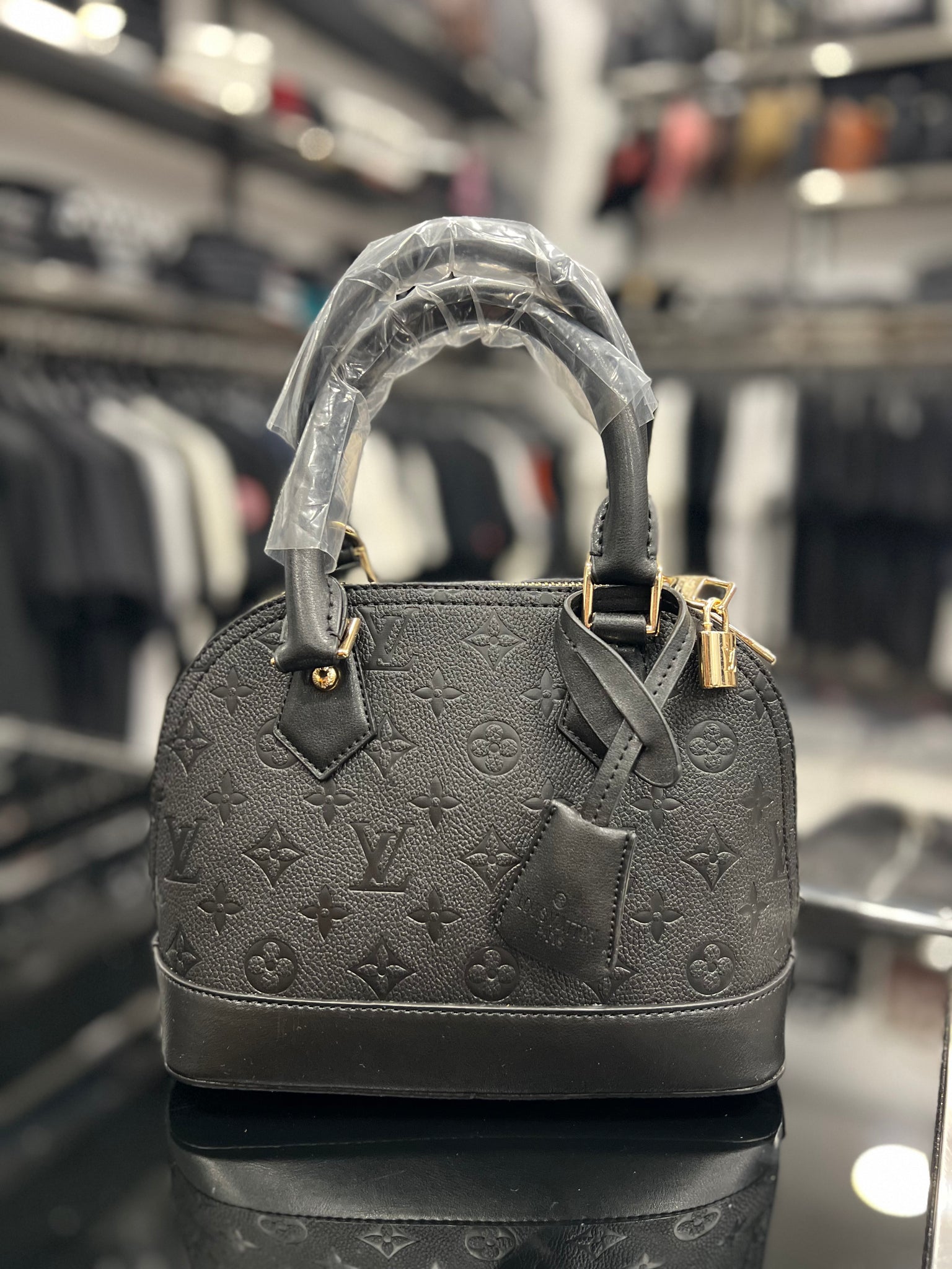 Louis Vuitton Aerogram Fastline Messenger Monogram