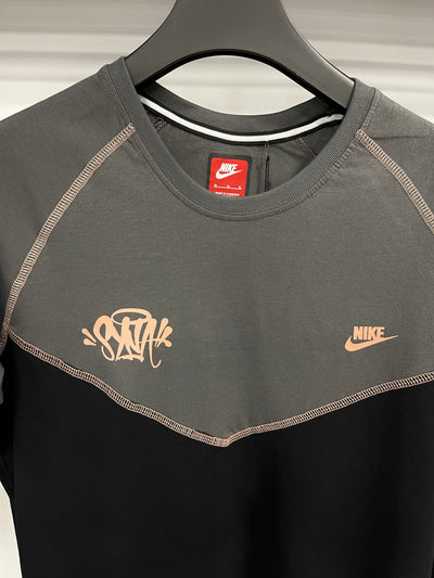 Nike x Syna World Tech Fleece Set