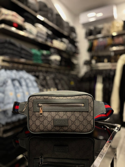 Gucci GG Supreme grey bag
