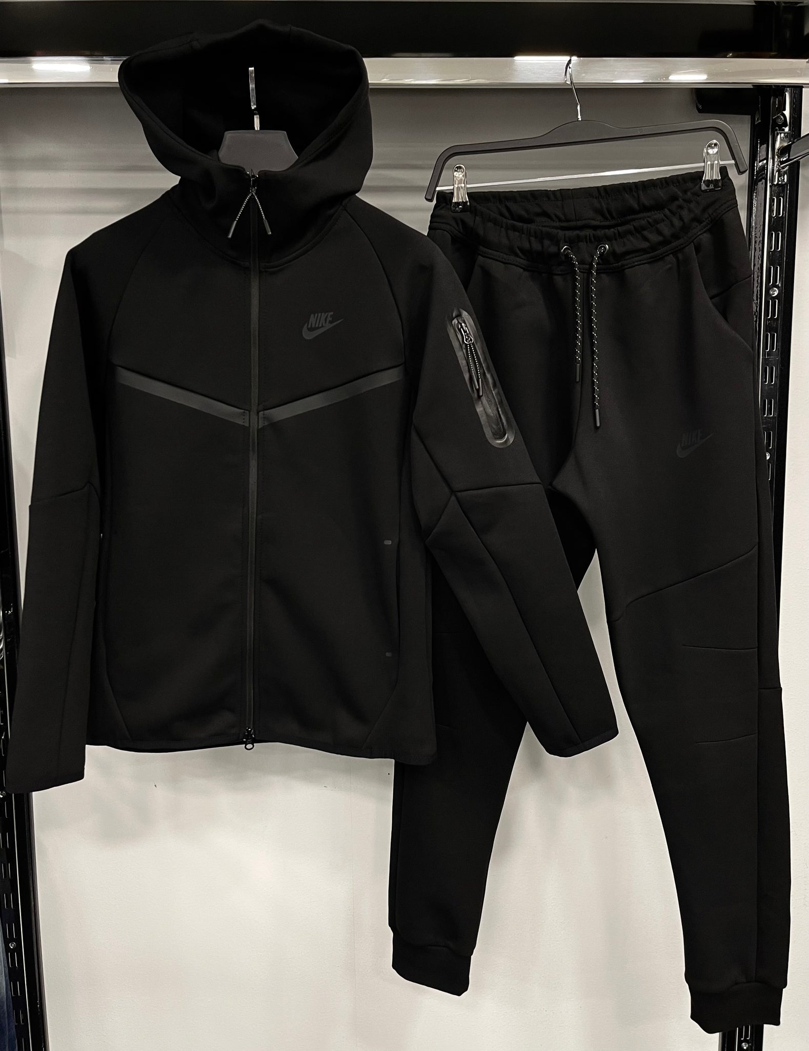 Nike Tech Fleece Set