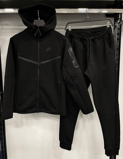 Nike Tech Fleece Set