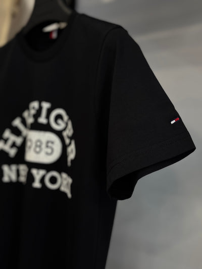 Hilfiger 1985 New York black t-shirt