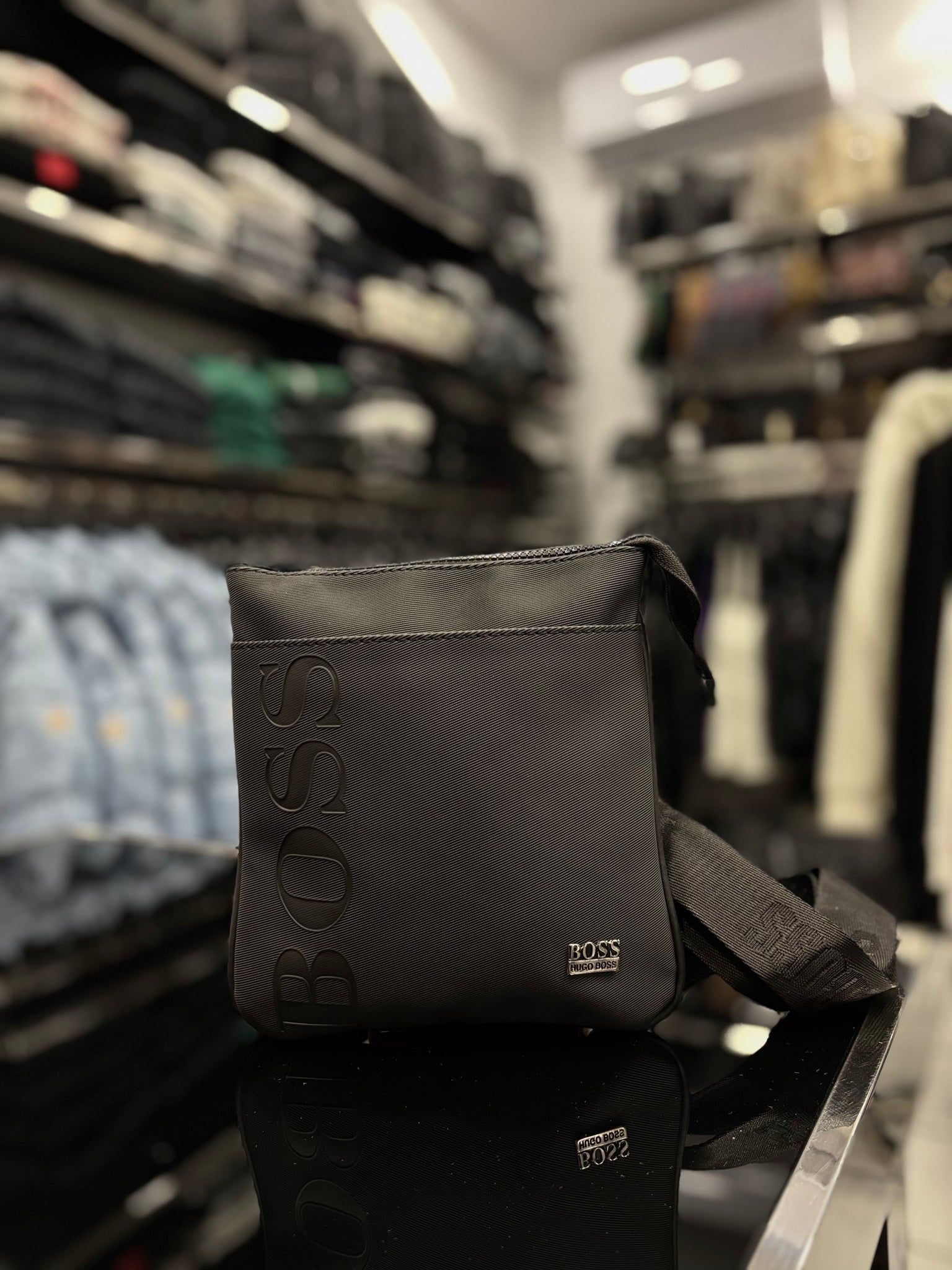 Boss black τσαντάκι ώμου/χιαστί