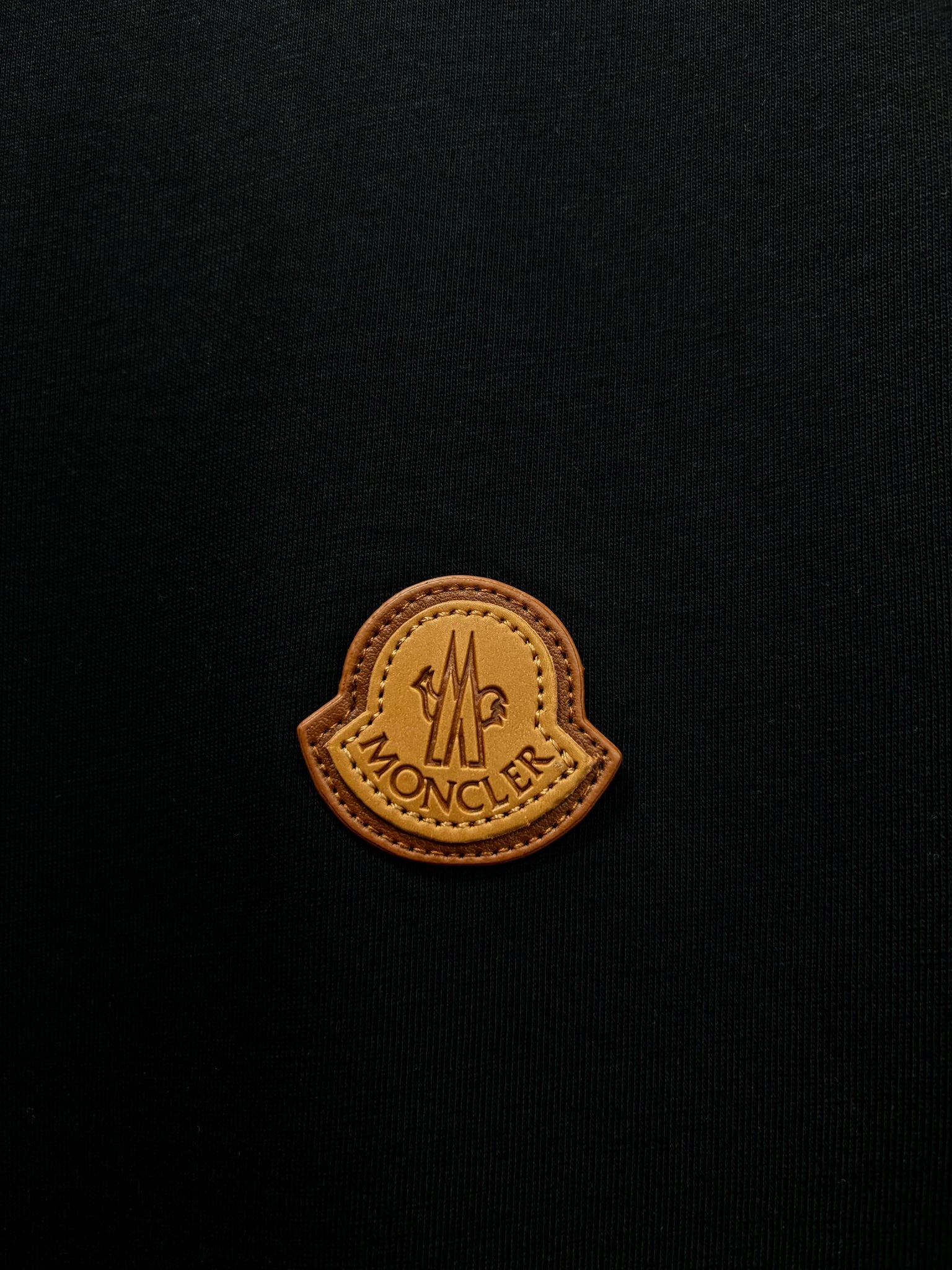 Moncler T-shirt With Brown Logo no