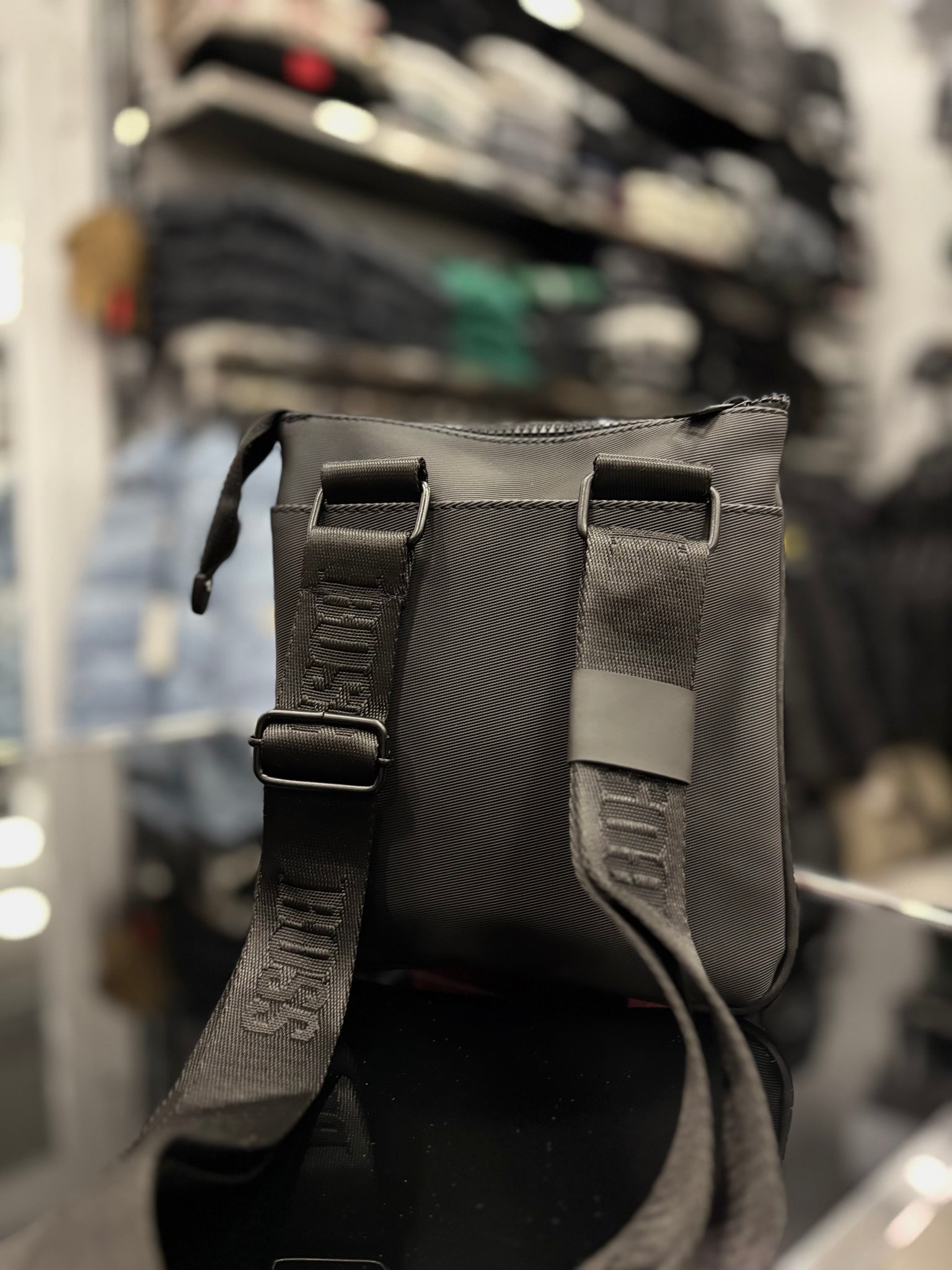 Boss black τσαντάκι ώμου/χιαστί