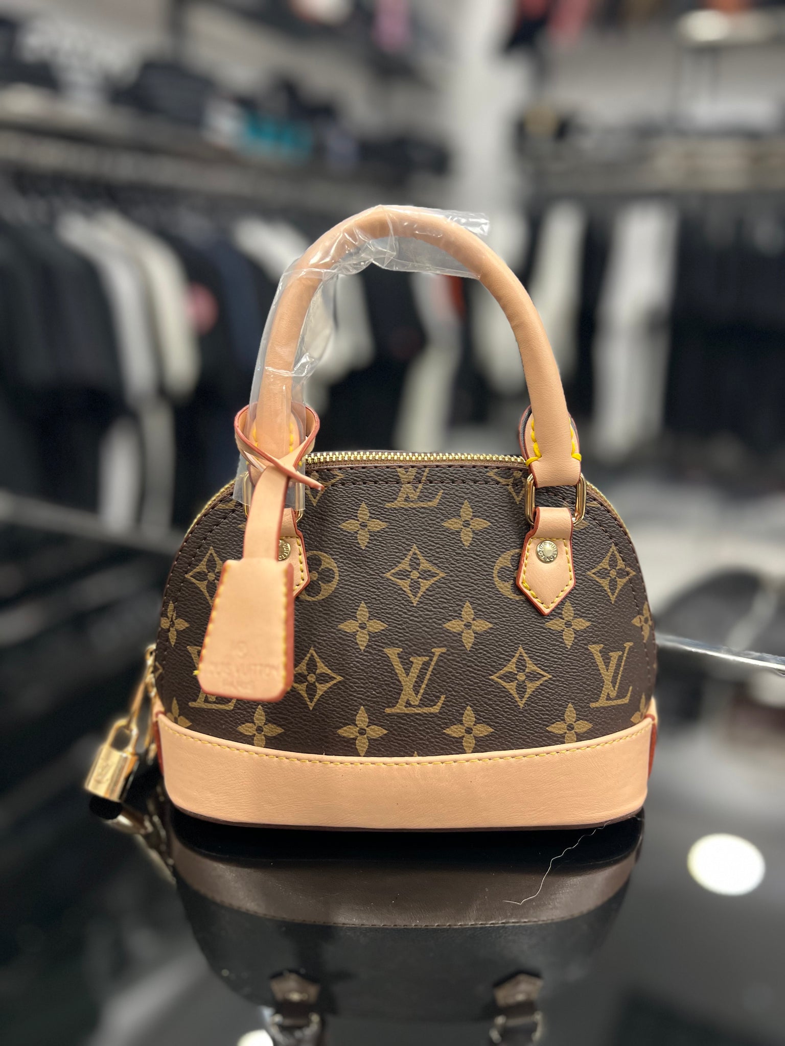 Louis Vuitton Alma BB Monogram Small