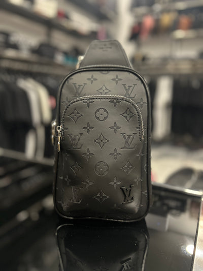 Louis Vuitton Avenue Slingbag PM