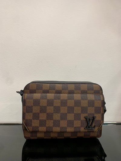 Louis Vuitton Brown bag ωμού/χιαστί