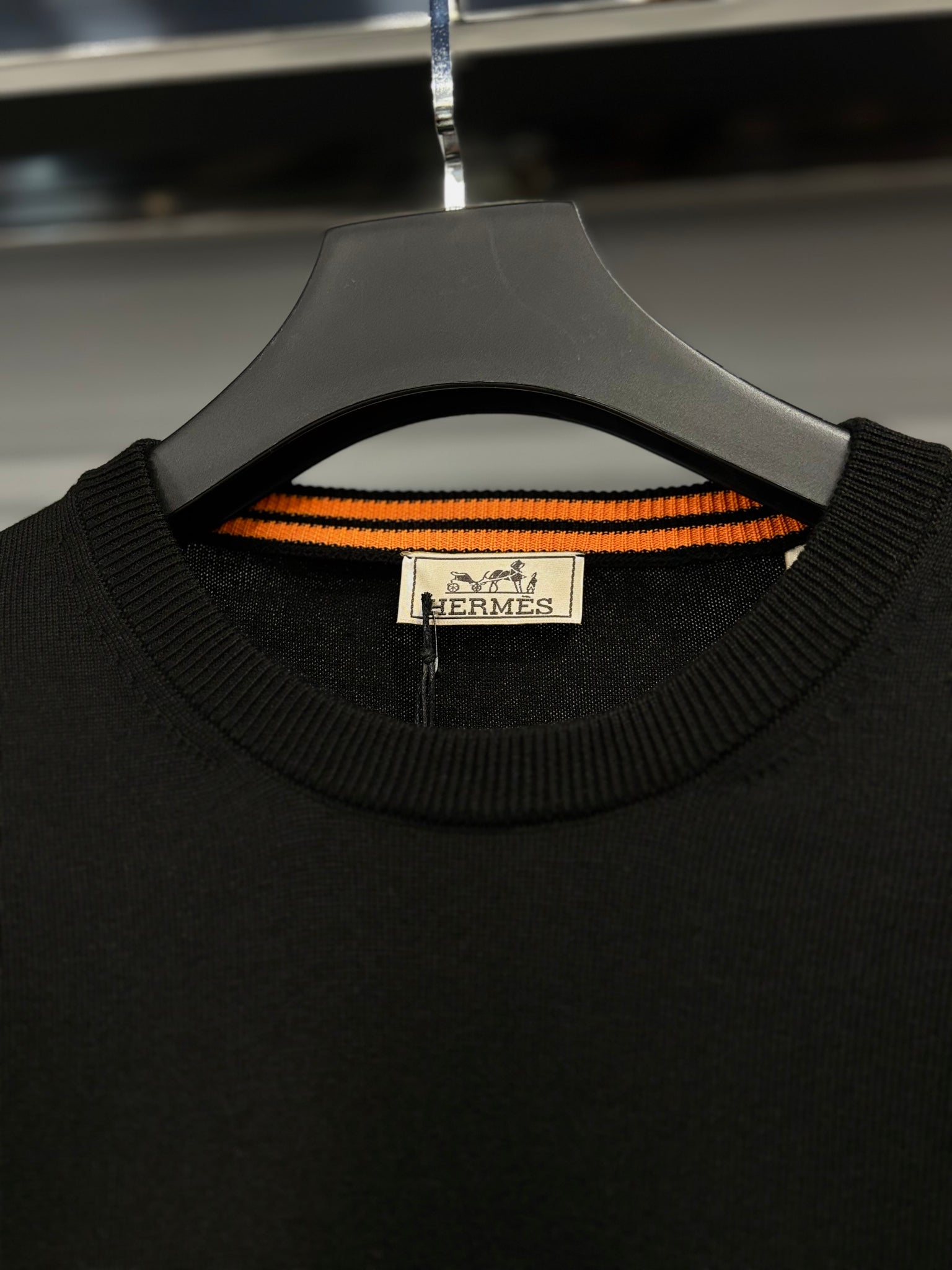 Hermes sleeve sweater black
