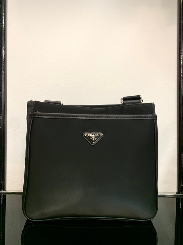Prada Black τσάντα ωμού/χιαστί