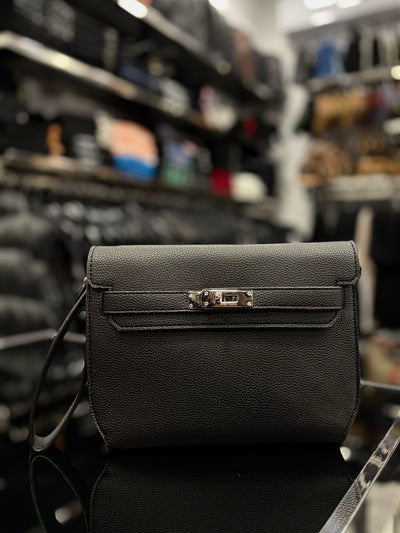 Hermès Kelly Dépêches 25 Pouch black bag