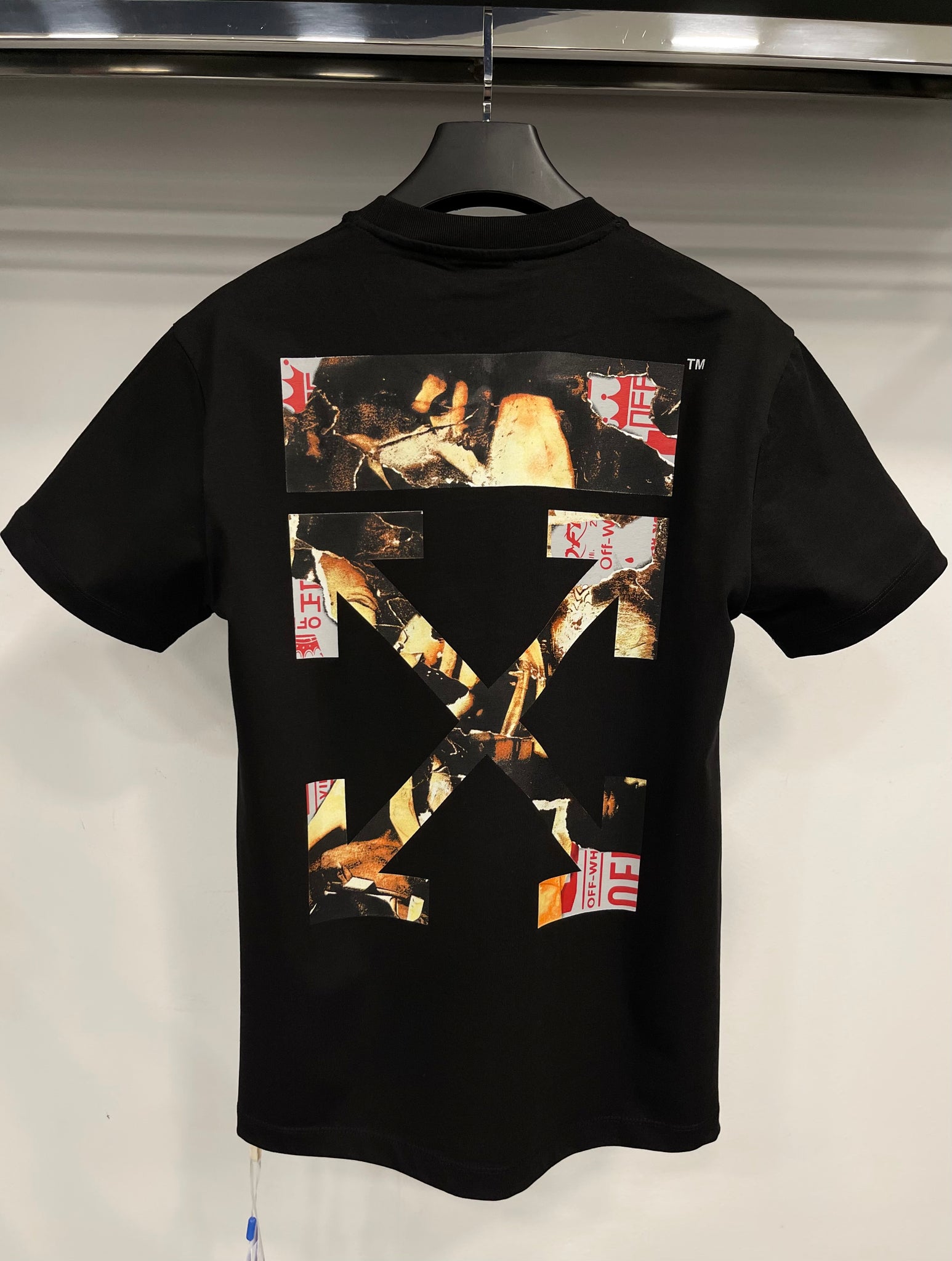 Off White black T-shirt