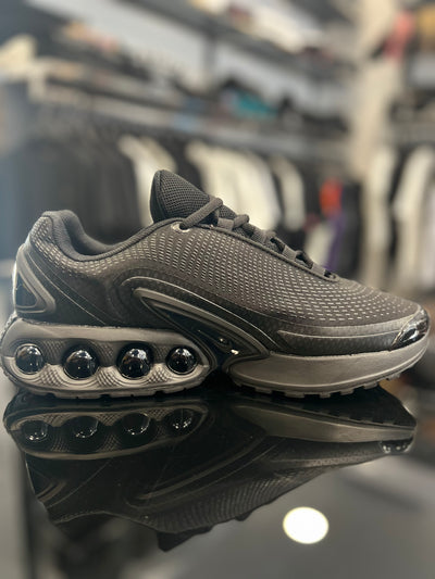 Air Max Dn Triple Black