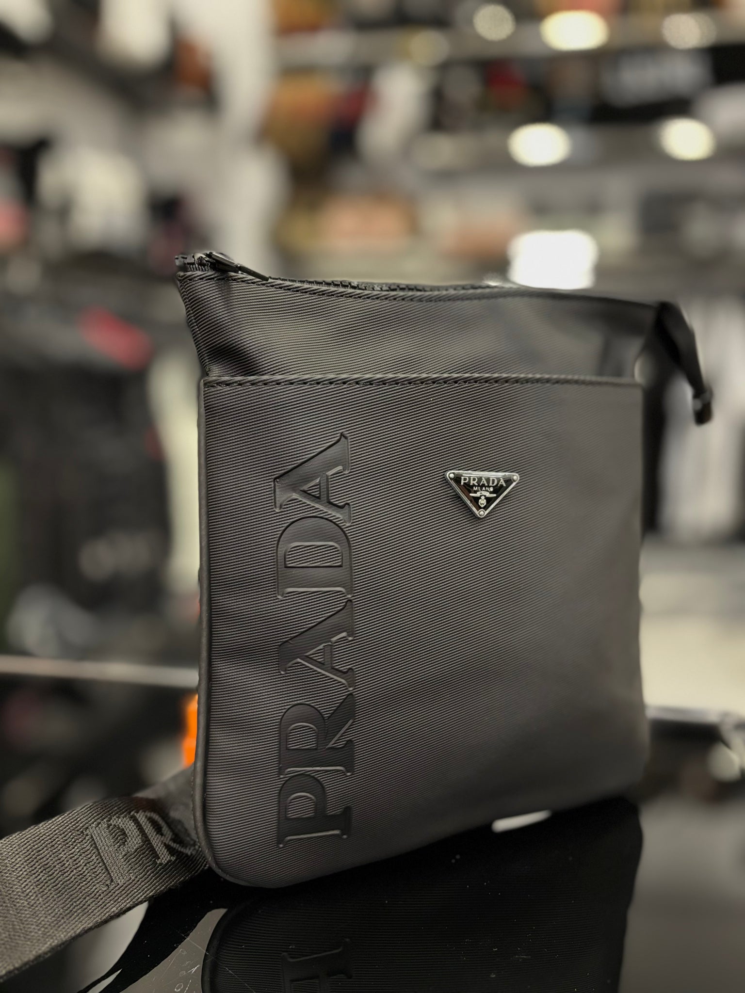 Prada black τσαντάκι ώμου/χιαστί