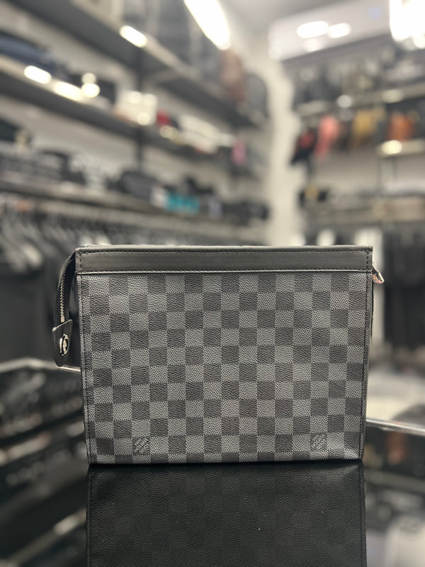 Louis Vuitton Pochette Voyage MM Damier