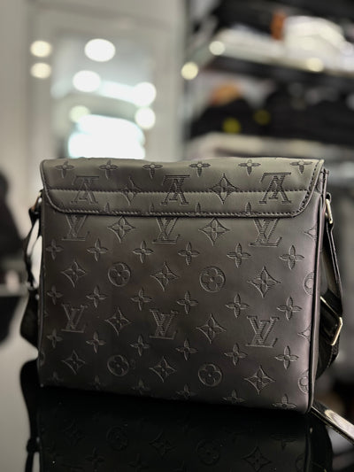 Louis Vuitton black bag monogram