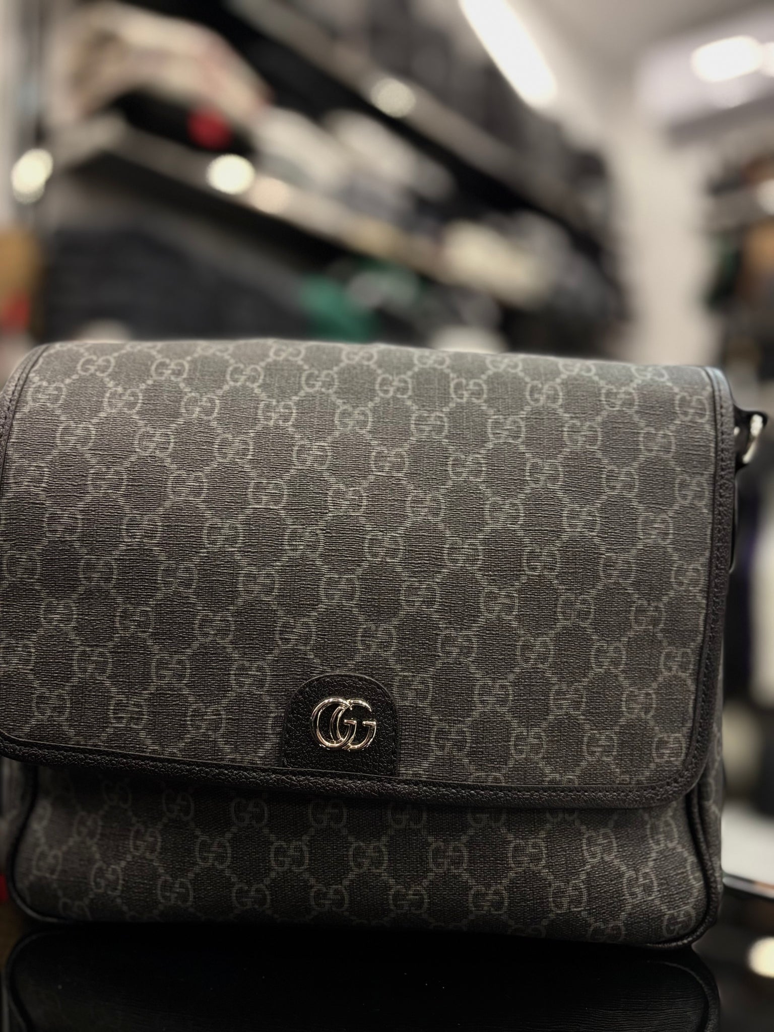 Gucci Ophidia Medium Messenger Bag