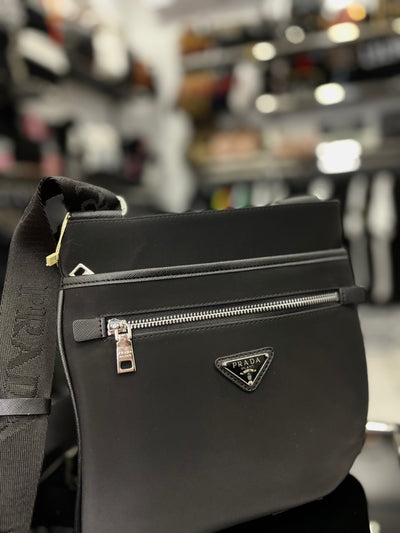 Prada Black bag ωμού/χιαστί