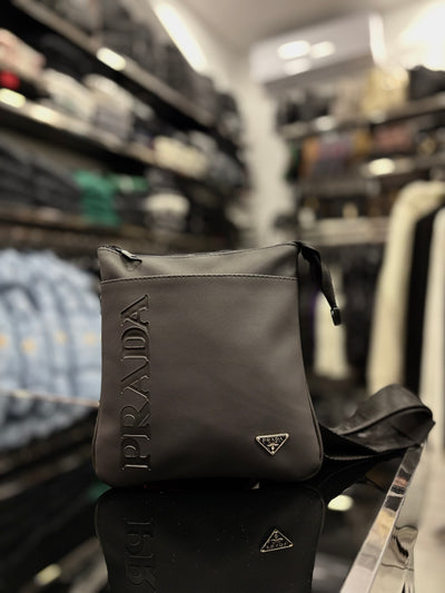 Prada black bag ώμου/χιαστί