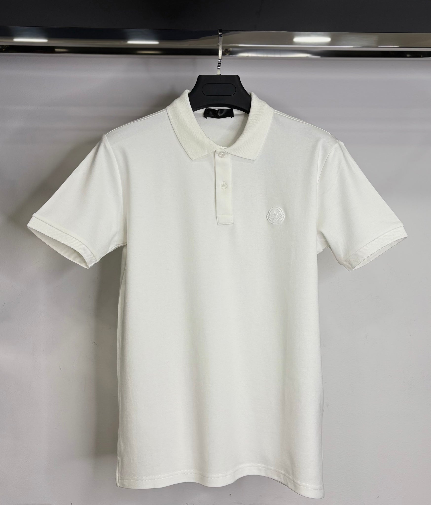 Moncler white t-shirt with collar code no1